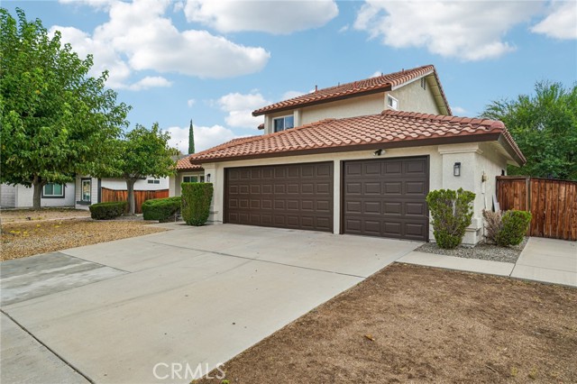 12549 Cobalt Rd, Victorville, CA 92392 photo 4