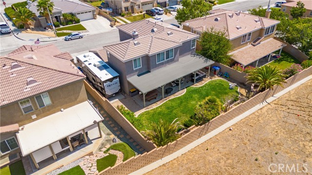 5080 Meadowsweet Drive, Palmdale CA: https://media.crmls.org/medias/fad98e60-d5ff-475b-862c-6560e6db307a.jpg
