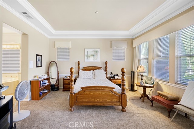 1050 Fuller Drive, Claremont CA: https://media.crmls.org/medias/fad9eec3-cef6-48a2-805b-9fe6a64ac979.jpg