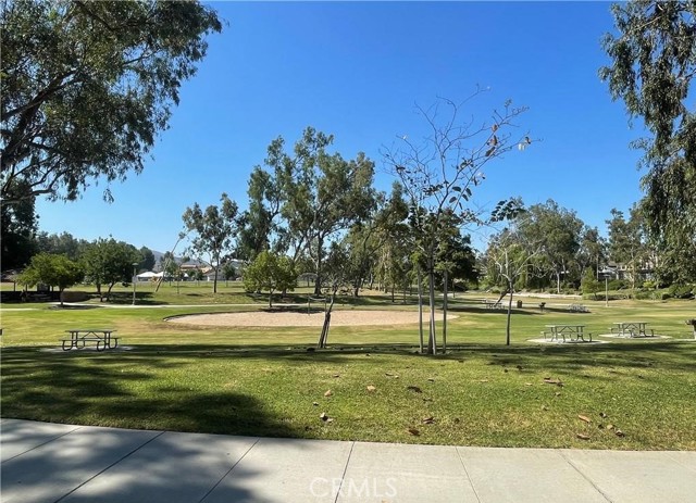 8215 E White Oak, Orange CA: https://media.crmls.org/medias/fadaec4f-c552-4664-8fc8-10240a432025.jpg
