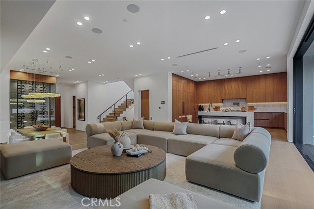 4219 Costello Avenue, Sherman Oaks CA: https://media.crmls.org/medias/fadb2f29-433c-49f2-8834-1f53a8121ccb.jpg