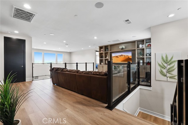 39767 Larkspur Terrace, Temecula CA: https://media.crmls.org/medias/fadbd464-13ba-42c8-a1bc-9bf86a73cd6f.jpg