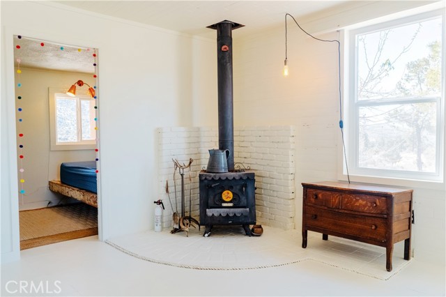 Detail Gallery Image 11 of 47 For 48317 Burns Canyon Rd, Pioneertown,  CA 92268 - 2 Beds | 1 Baths