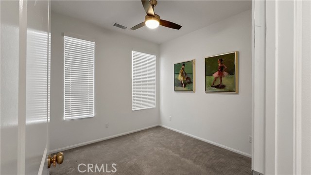 422 W Route 66, Glendora CA: https://media.crmls.org/medias/fadc857d-0113-4bae-a3ec-341aa7ff9de5.jpg