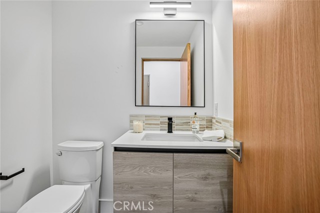 1003 S Prospect Ave, Redondo Beach CA: https://media.crmls.org/medias/fadca9e6-0ce7-4931-88de-43e888b452ae.jpg