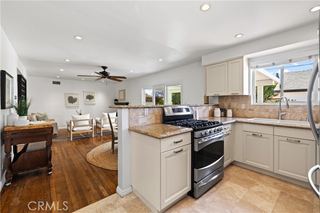 Detail Gallery Image 17 of 37 For 1442 W Olive Ave, Fullerton,  CA 92833 - 3 Beds | 2 Baths