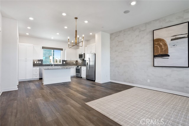 Kitchen Living Room - 2nd Floor