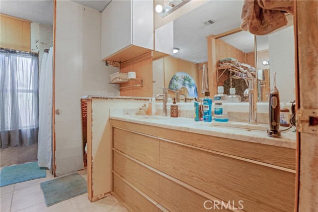 Image 31 of 57 For 32303 Bilton Way