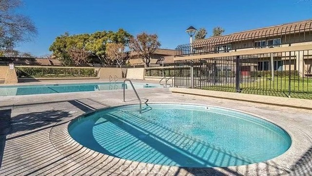 18188 Mesa Verde Court, Fountain Valley CA: https://media.crmls.org/medias/fade035b-2fed-4e90-80dd-1d7fbd7e10c5.jpg
