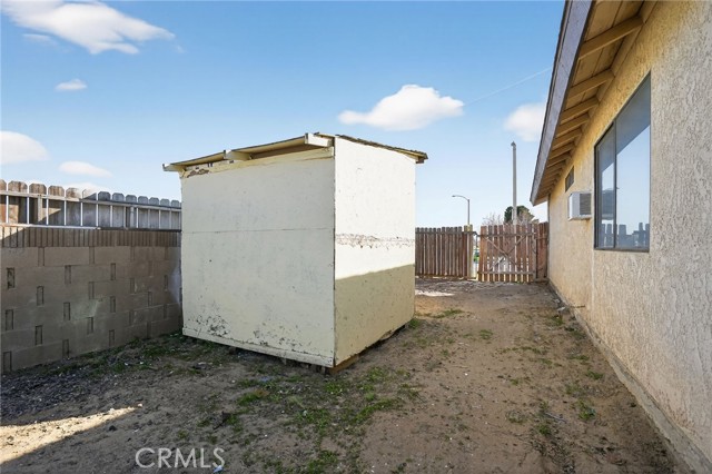 Detail Gallery Image 6 of 30 For 2559 E Avenue J2, Lancaster,  CA 93535 - 3 Beds | 2 Baths