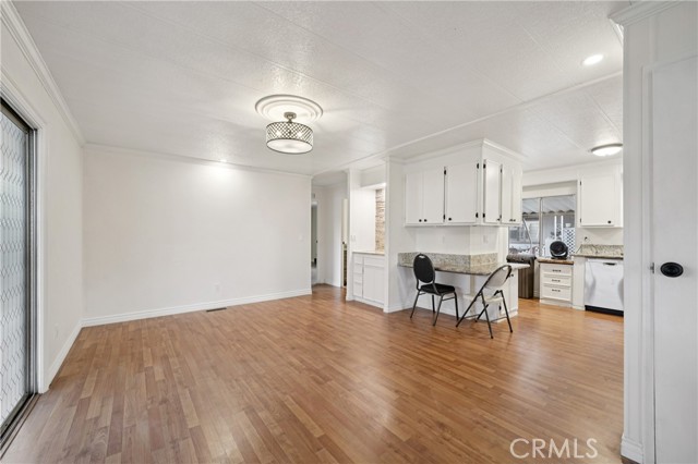 Detail Gallery Image 11 of 26 For 3663 Buchanan #130,  Riverside,  CA 92503 - 2 Beds | 2 Baths