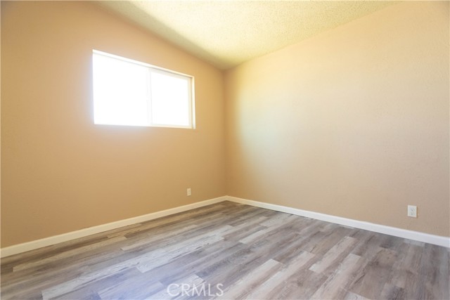 Detail Gallery Image 9 of 21 For 24872 Carolyn Ave, Moreno Valley,  CA 92553 - 3 Beds | 2 Baths