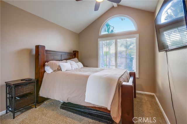 4 Sugarpine Drive, Trabuco Canyon CA: https://media.crmls.org/medias/fadf78f8-a03c-4bd9-95a4-609be68670f0.jpg