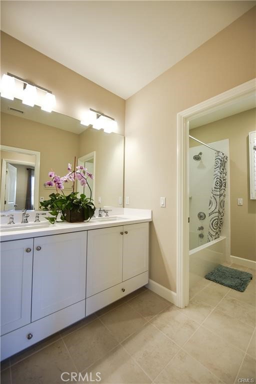 52 Open range, Irvine CA: https://media.crmls.org/medias/fadfbdd7-6131-412a-9170-2fb6033d135d.jpg