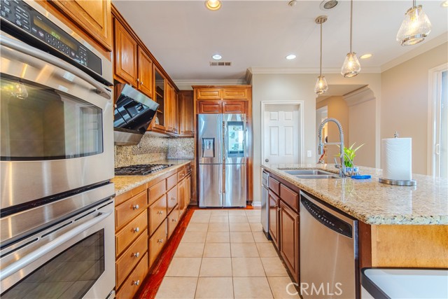 5185 Highview St, Chino Hills CA: https://media.crmls.org/medias/fae0485c-bab6-42fe-9bb5-4202c0604a45.jpg