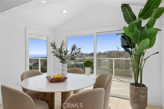 Detail Gallery Image 15 of 51 For 15 Curl Dr, Corona Del Mar,  CA 92625 - 3 Beds | 3 Baths