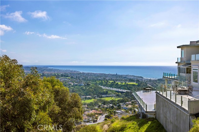 Detail Gallery Image 1 of 12 For 16 Cresta Del Sol, San Clemente,  CA 92673 - 5 Beds | 4/2 Baths