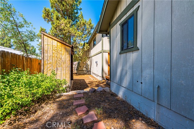 Detail Gallery Image 35 of 43 For 40143 Big Bear Bld, Big Bear Lake,  CA 92315 - 2 Beds | 1/2 Baths