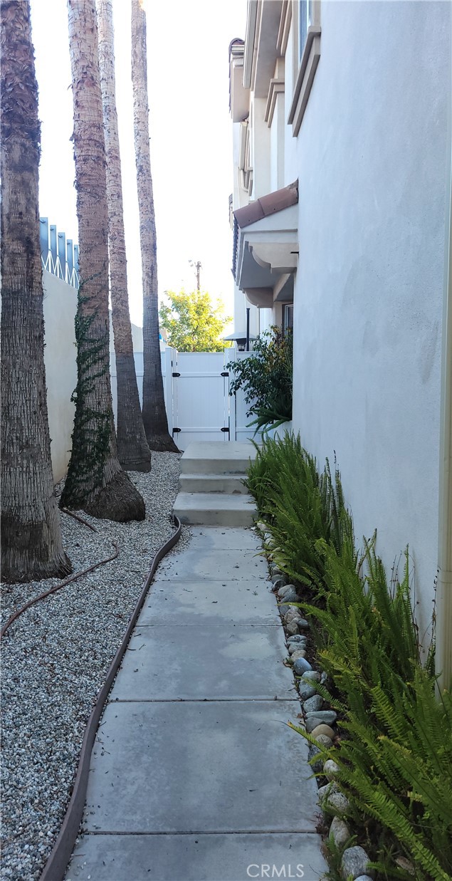 Path to front door