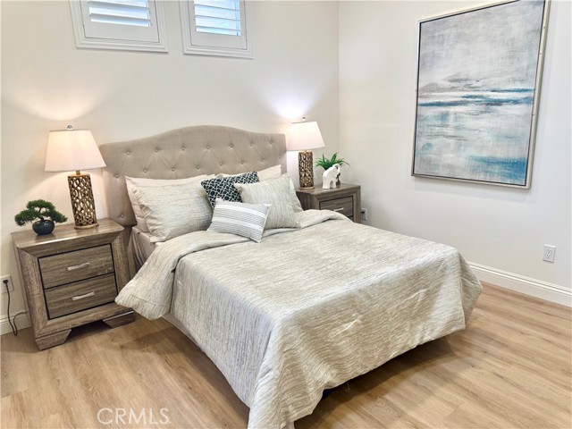 26480 Valley Oak Lane, Valencia CA: https://media.crmls.org/medias/fae11dc0-4387-4af7-ae45-8f9a1d5141ee.jpg