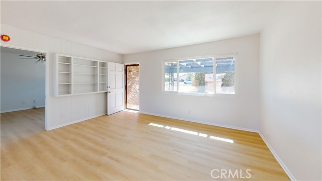 15722 Sago Road, Apple Valley CA: https://media.crmls.org/medias/fae14571-1ea7-4bb5-b5ab-b5de3ebe749f.jpg