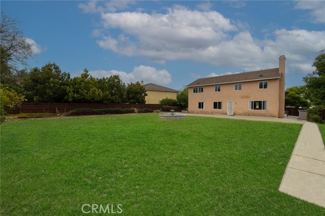 8348 Barnwood Lane, Riverside CA: https://media.crmls.org/medias/fae15e51-6955-4fed-9450-59318588a103.jpg