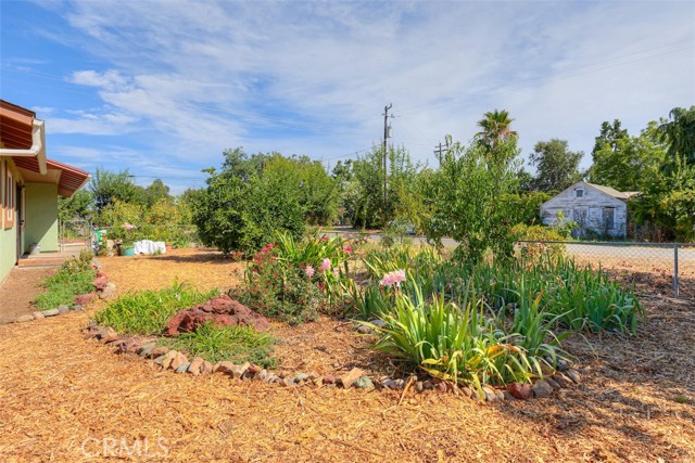 9493 Yokum Street, Chico CA: https://media.crmls.org/medias/fae183ea-f874-4a94-a390-ab425b8f092e.jpg