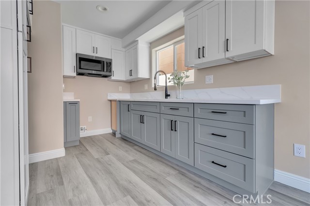 22022 Pioneer Blvd, Hawaiian Gardens CA: https://media.crmls.org/medias/fae1dd40-19d4-4b47-b86d-e448c61629fb.jpg