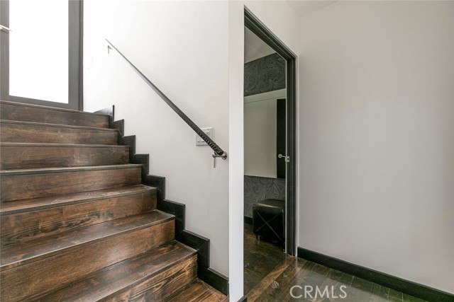 22619 Holanda Road, Woodland Hills CA: https://media.crmls.org/medias/fae20e96-ccc0-4e9d-97e2-f310b826a9e5.jpg