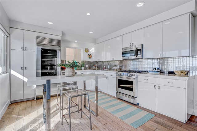 Image 6 of 31 For 2907 Crest Drive