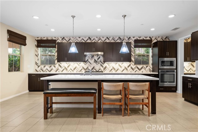 3942 Alexander Ave, Ontario CA: https://media.crmls.org/medias/fae33326-ad0a-4709-afcd-0a73e3bfee25.jpg