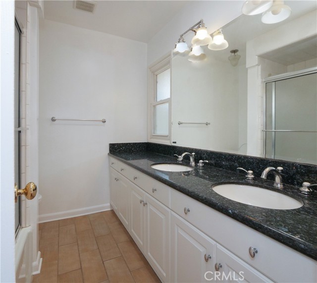 2017 Macarthur Street, Rancho Palos Verdes, California 90275, 4 Bedrooms Bedrooms, ,2 BathroomsBathrooms,Residential,Sold,Macarthur,PV21185007