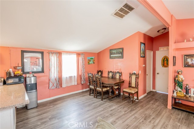 11930 Baldy Mesa Road, Victorville CA: https://media.crmls.org/medias/fae50a73-6cf2-441f-a905-879483130857.jpg