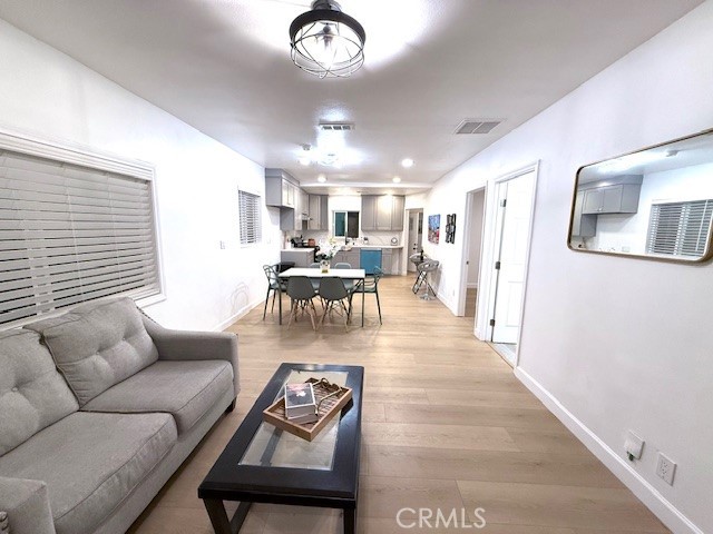 2037 3rd Ave, Alhambra CA: https://media.crmls.org/medias/fae52c29-7705-4858-8740-2d08a4940c89.jpg