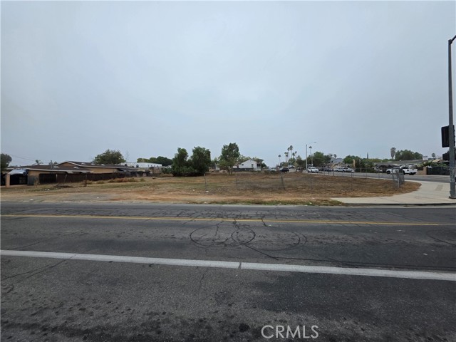 Detail Gallery Image 4 of 10 For 5995 Tyler St, La Sierra,  CA 92503 - – Beds | – Baths