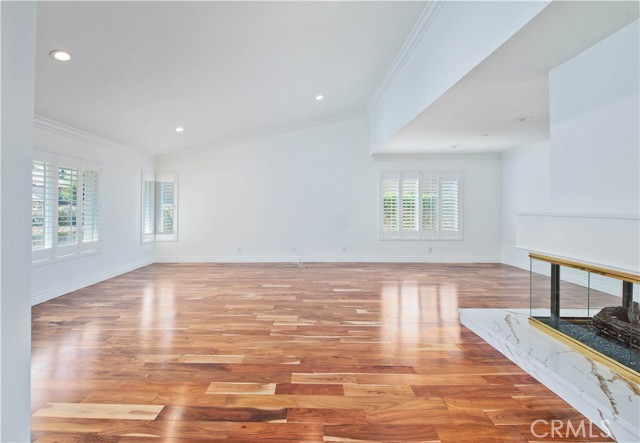 2275 Shadow Spring Place, Westlake Village CA: https://media.crmls.org/medias/fae773b6-d728-44c6-a5b3-eb9569121216.jpg