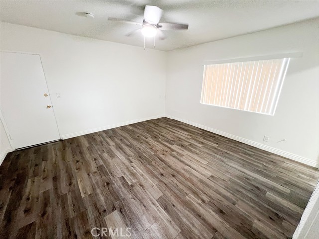 Detail Gallery Image 3 of 10 For 12926 Doty Ave #20,  Hawthorne,  CA 90250 - 0 Beds | 1 Baths