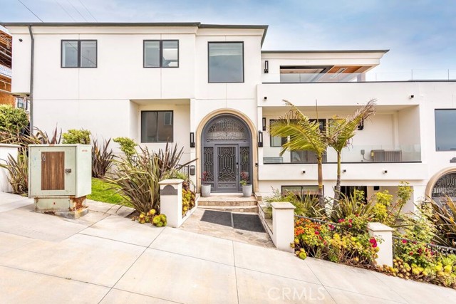 Detail Gallery Image 26 of 26 For 314 32nd St, Manhattan Beach,  CA 90266 - 3 Beds | 2/1 Baths