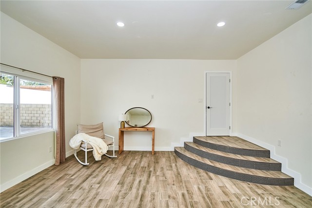 512 S Barranca Street, West Covina CA: https://media.crmls.org/medias/fae9836d-a4ad-42b8-a450-eb36196f3a05.jpg
