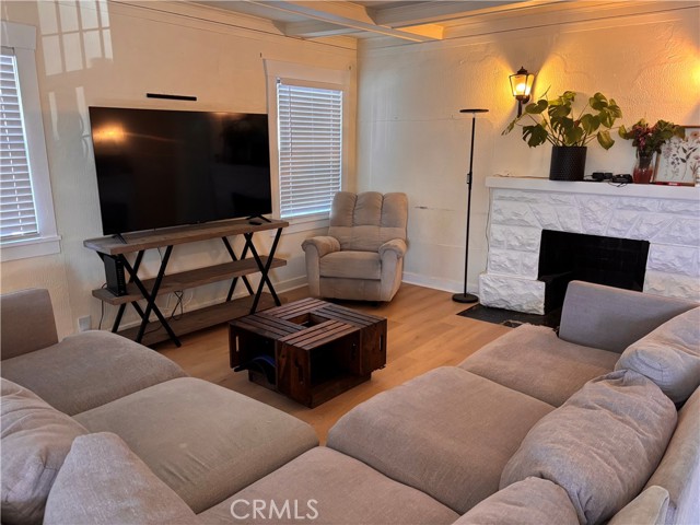 Detail Gallery Image 5 of 21 For 5440 Wadean Place, Oakland,  CA 94601 - 2 Beds | 1 Baths