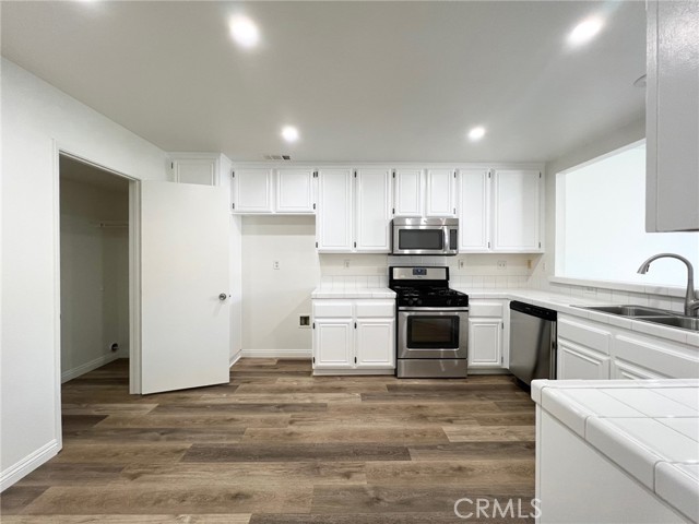 2285 Indigo Hills Drive, Corona CA: https://media.crmls.org/medias/faeacecd-bcf6-4896-95c3-b804bb588e3e.jpg