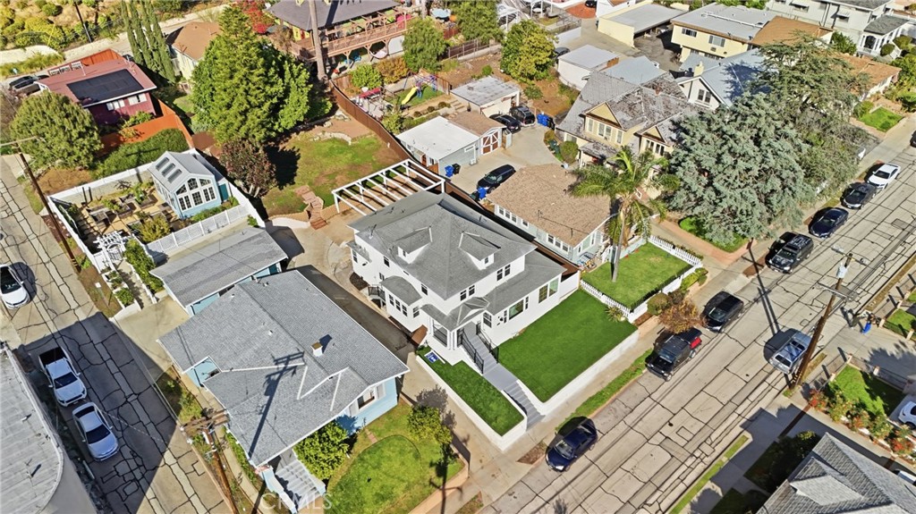 13429 Bailey Street
