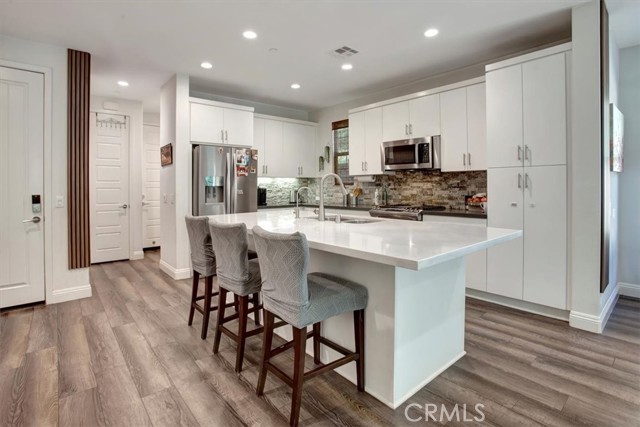 Detail Gallery Image 7 of 46 For 83 Prominence, Lake Forest,  CA 92630 - 3 Beds | 2/1 Baths