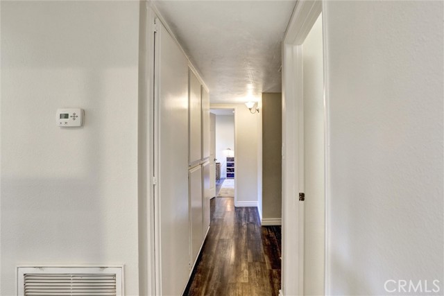 Detail Gallery Image 10 of 50 For 3723 Country Club Drive #9,  Long Beach,  CA 90807 - 3 Beds | 2 Baths