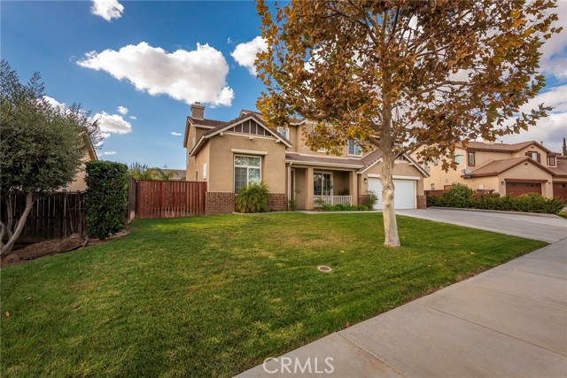 Detail Gallery Image 4 of 40 For 13611 Diamond Ln, Moreno Valley,  CA 92555 - 3 Beds | 2/1 Baths