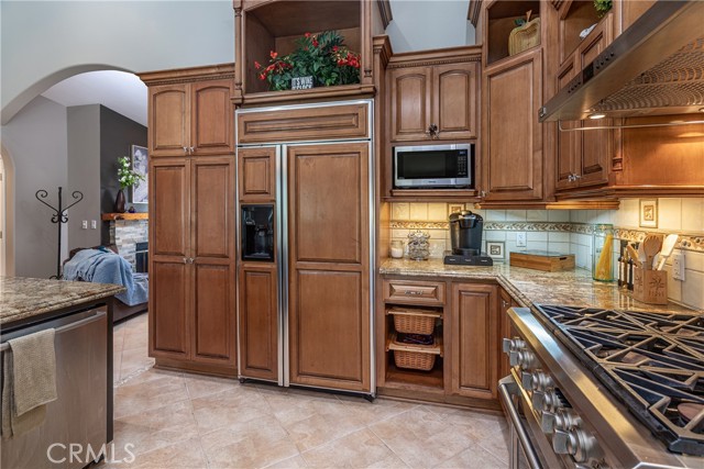 Detail Gallery Image 14 of 70 For 12770 Newton St, Sylmar,  CA 91342 - 3 Beds | 2 Baths