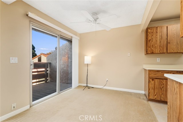 Detail Gallery Image 10 of 31 For 1549 Border Ave #G,  Corona,  CA 92882 - 1 Beds | 1 Baths