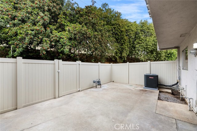 Detail Gallery Image 7 of 33 For 6597 Kameha Cir, Yorba Linda,  CA 92886 - 4 Beds | 3/1 Baths