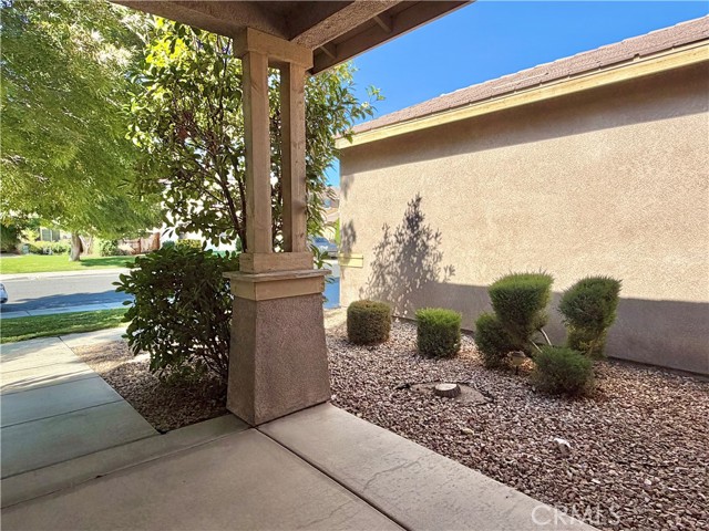 Detail Gallery Image 3 of 30 For 15121 Sorrel Rd, Victorville,  CA 92394 - 3 Beds | 2 Baths