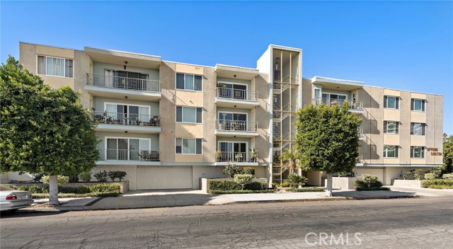 Detail Gallery Image 1 of 22 For 3695 Linden Ave 9c,  Long Beach,  CA 90807 - 3 Beds | 2 Baths